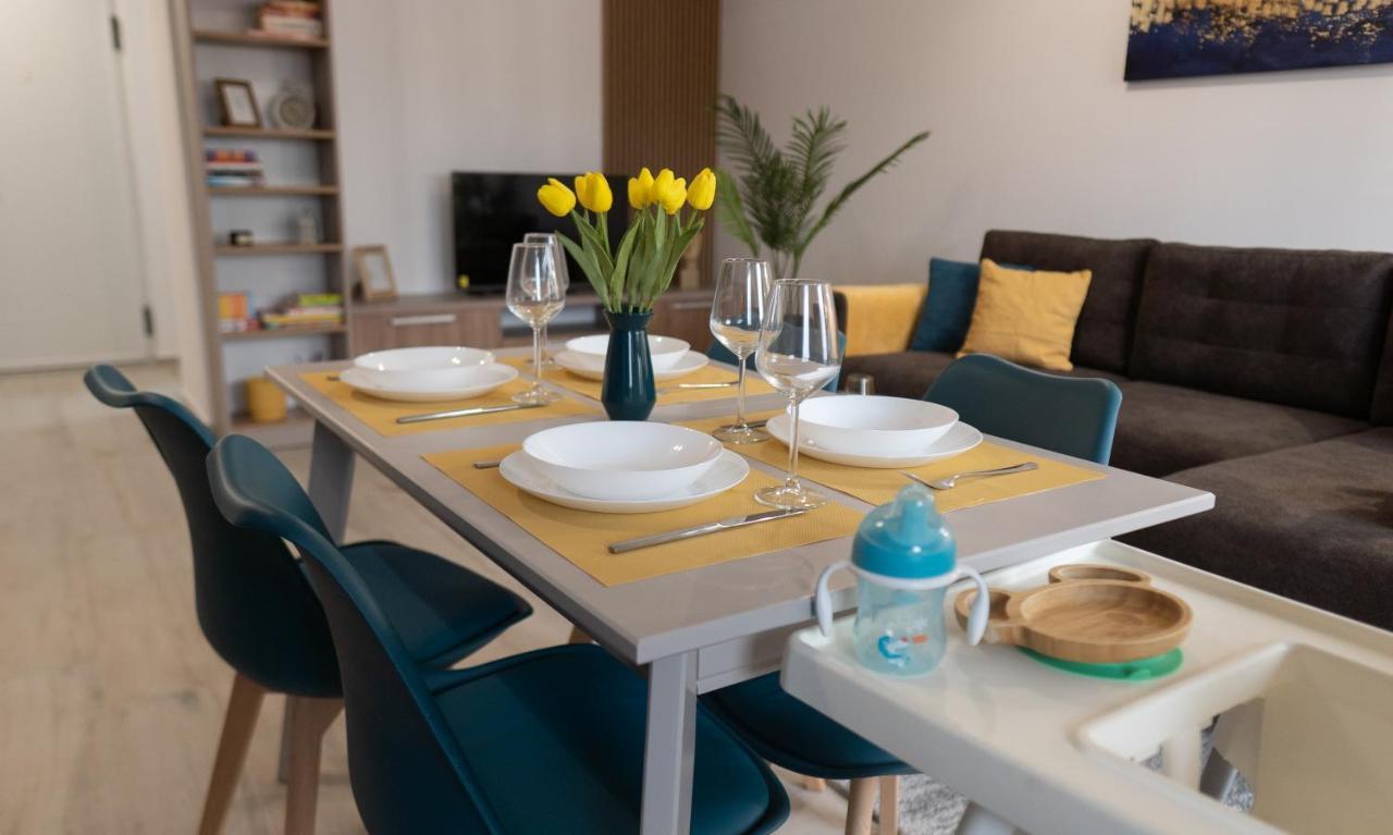'Just Like Home' Apartment - With Private Parking Place กาลาจิ ภายนอก รูปภาพ
