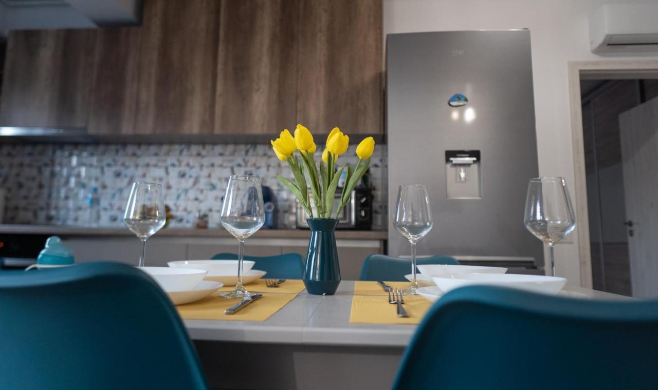 'Just Like Home' Apartment - With Private Parking Place กาลาจิ ภายนอก รูปภาพ