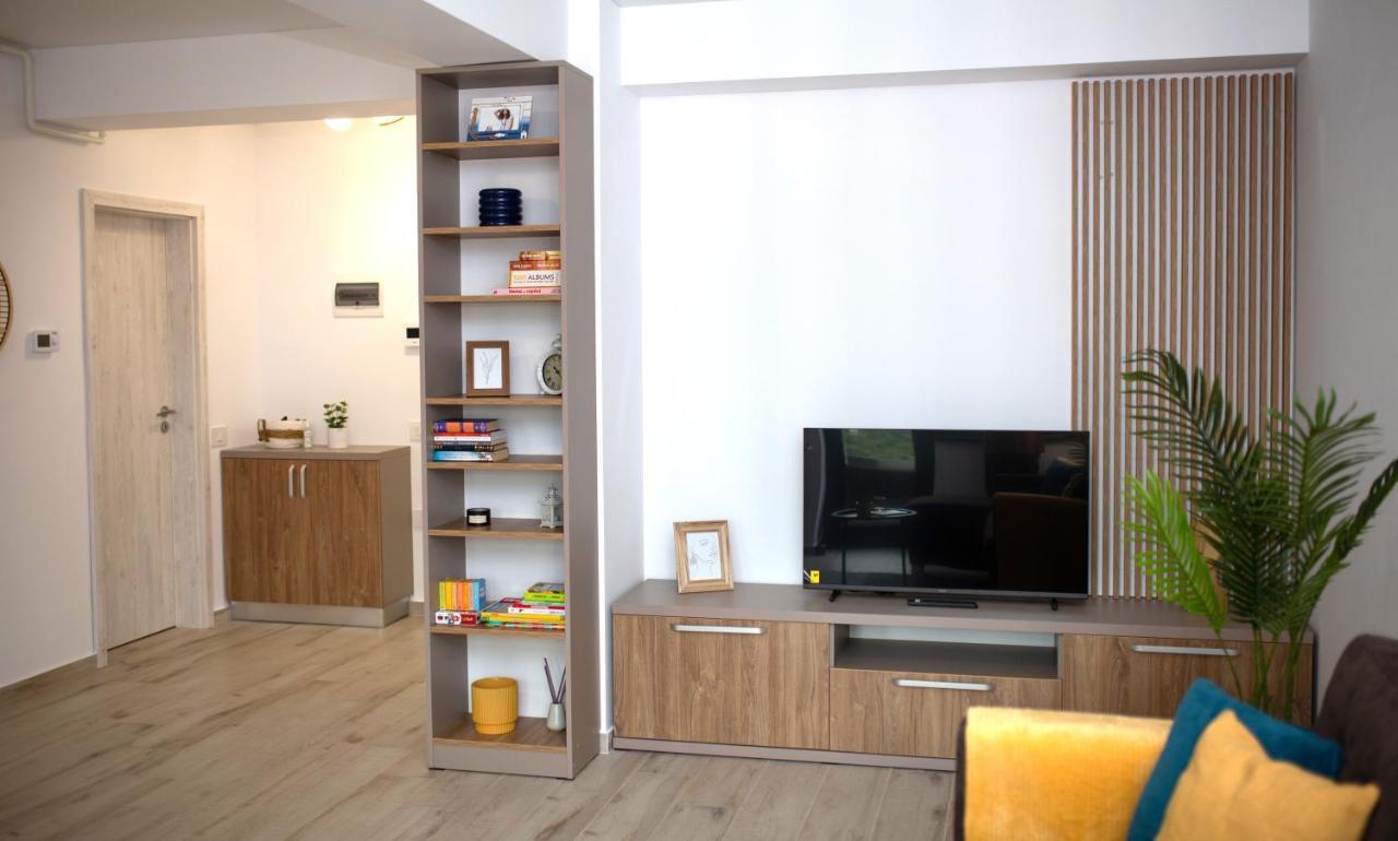 'Just Like Home' Apartment - With Private Parking Place กาลาจิ ภายนอก รูปภาพ